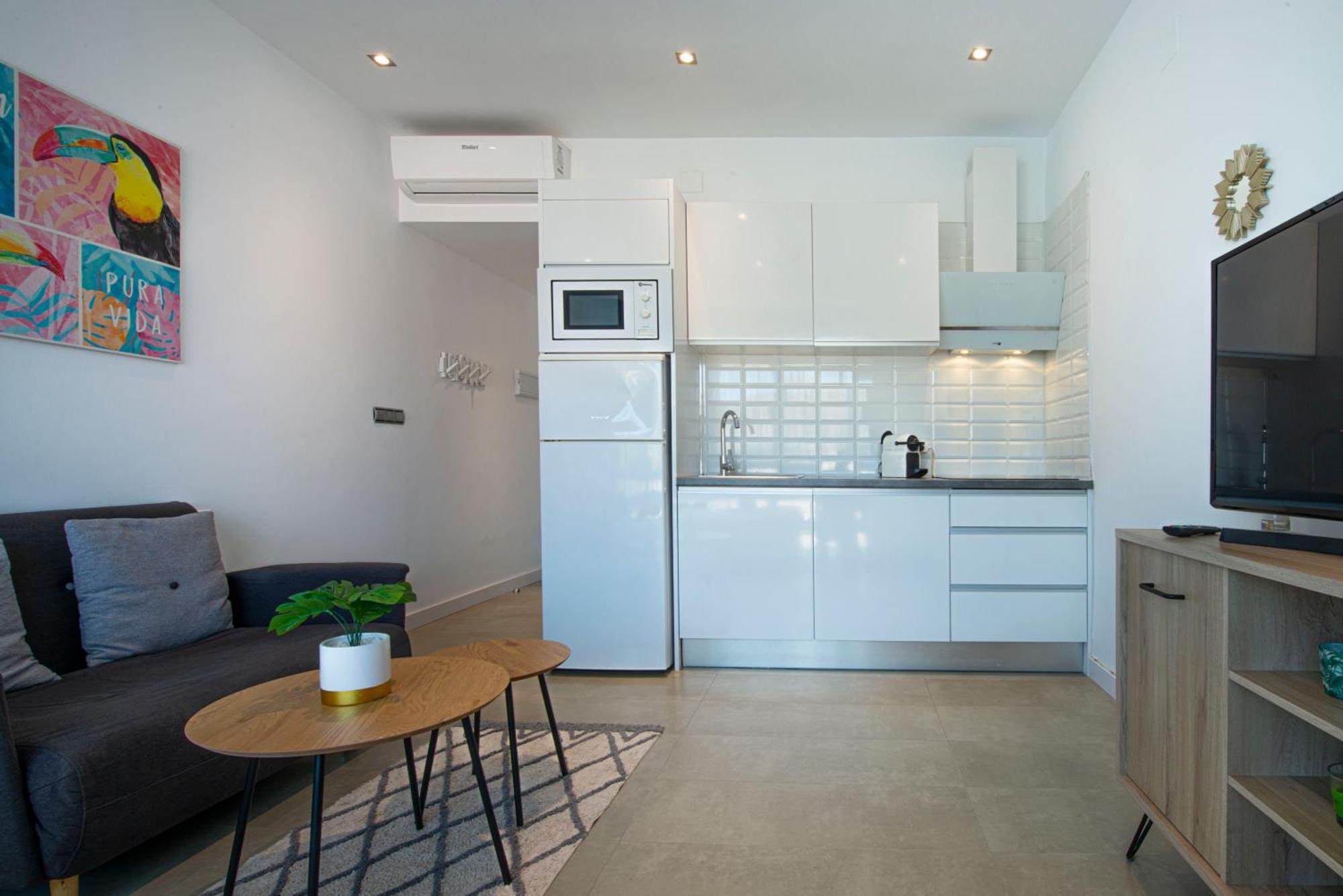 Estudio En Torremolinos Con Piscina Bagian luar foto